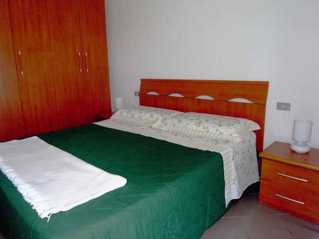 La Zucca A Pois Apartment Formia Room photo